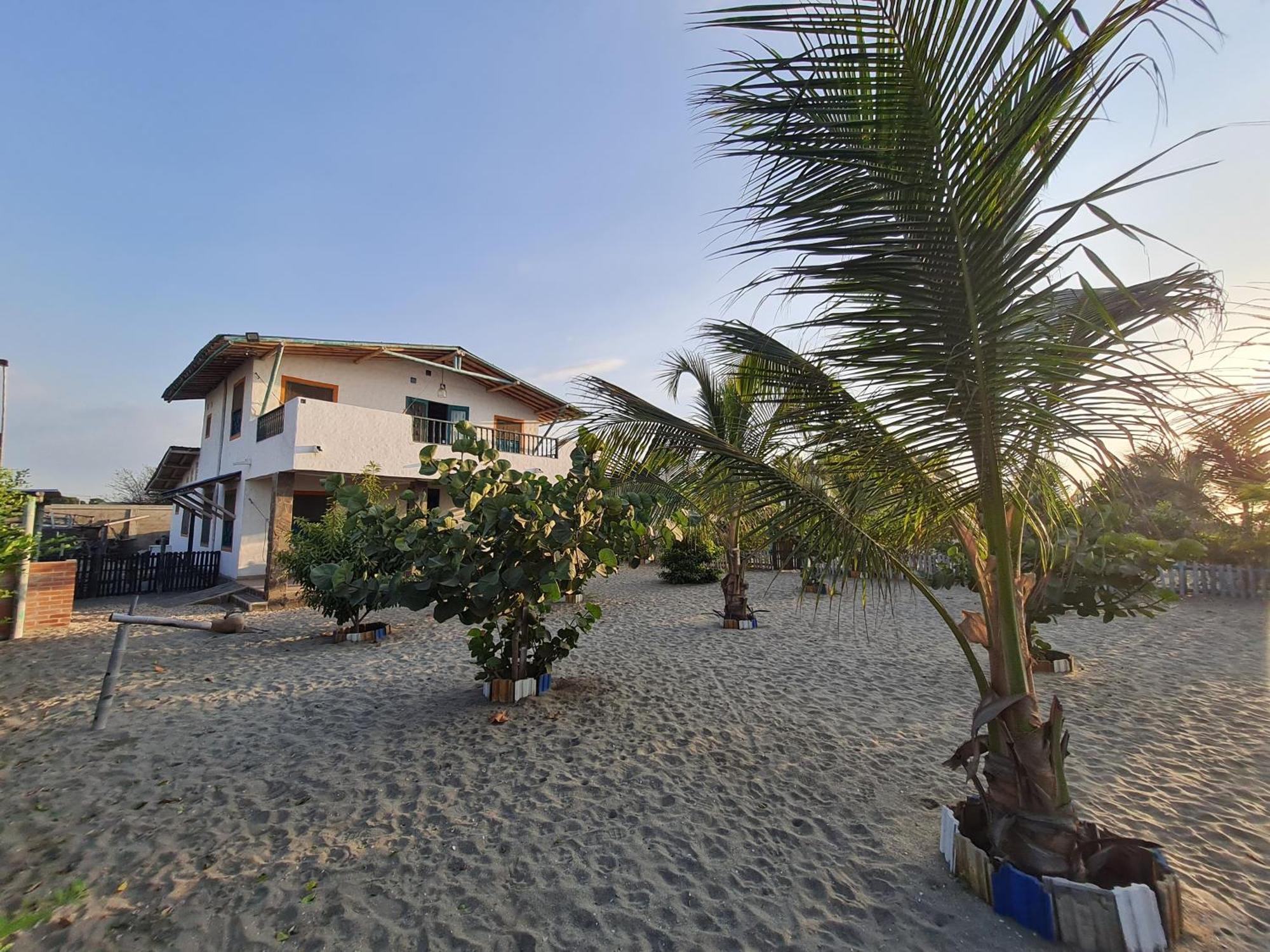Eco-Hotel Chevere Beach Puebloviejo Екстериор снимка